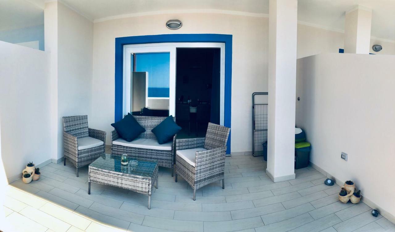 Apartment Tramonto Sea-Front Valledoria  Extérieur photo