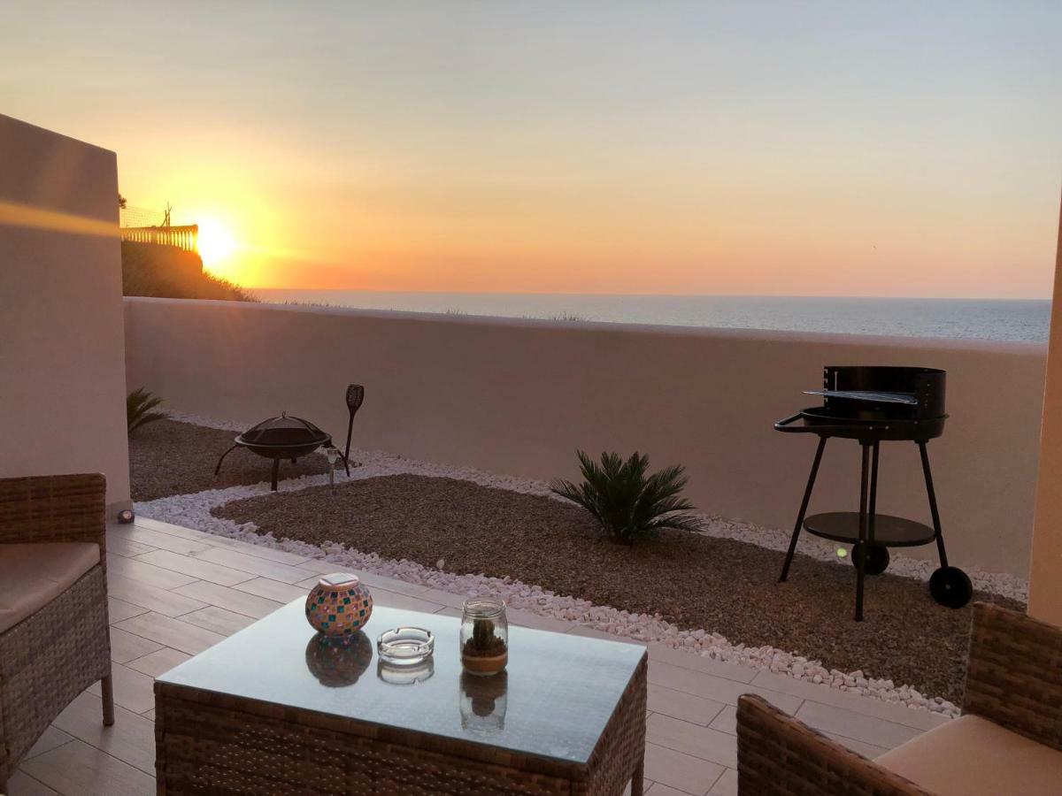 Apartment Tramonto Sea-Front Valledoria  Extérieur photo