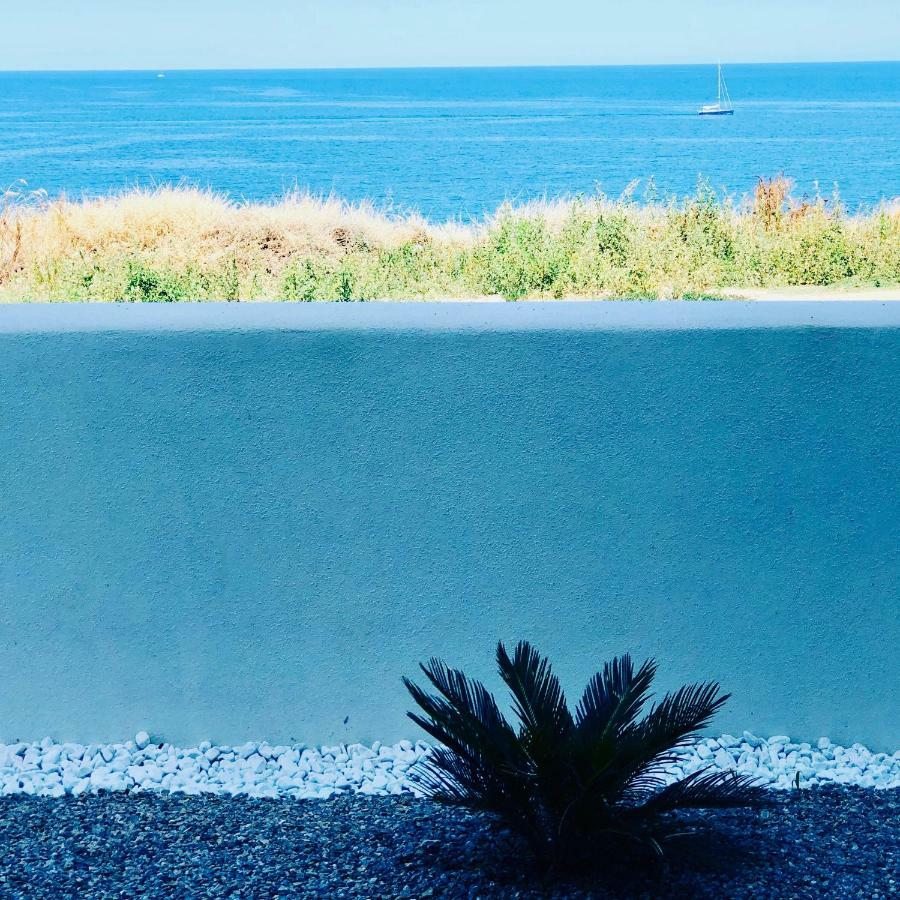 Apartment Tramonto Sea-Front Valledoria  Extérieur photo